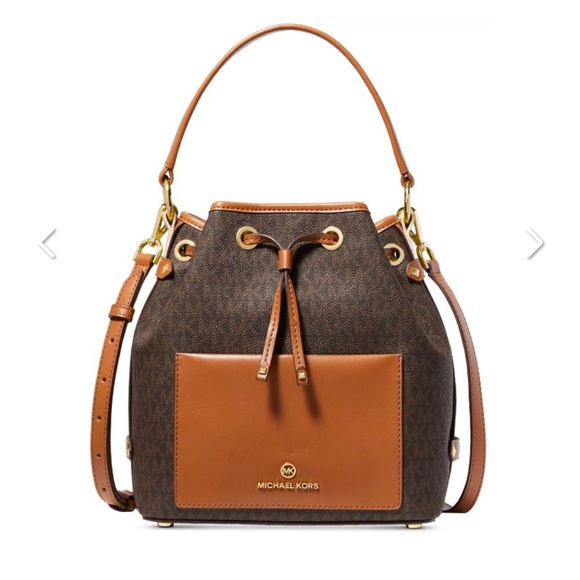 Michael Kors Handbags - Michael kors Maeve bucket messenger bag purse brown acorn